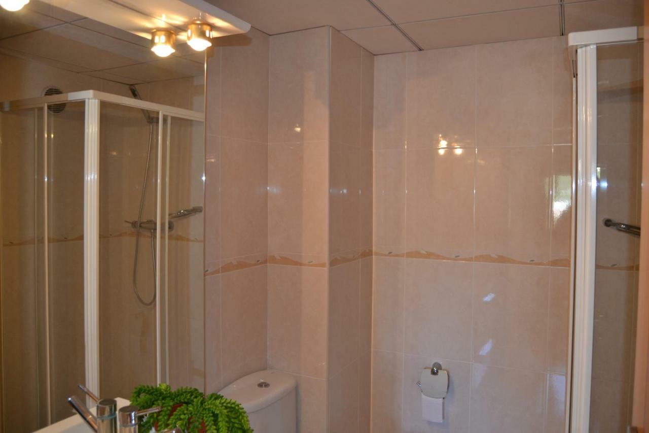 Апартаменти Luminoso Y Amplio Apartamento En Salou Con Piscina Екстер'єр фото